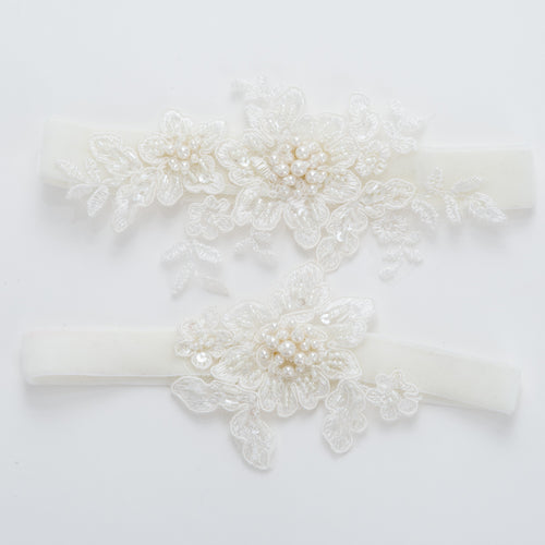 pearls lace garter set, wedding garter set - PURE style 21049