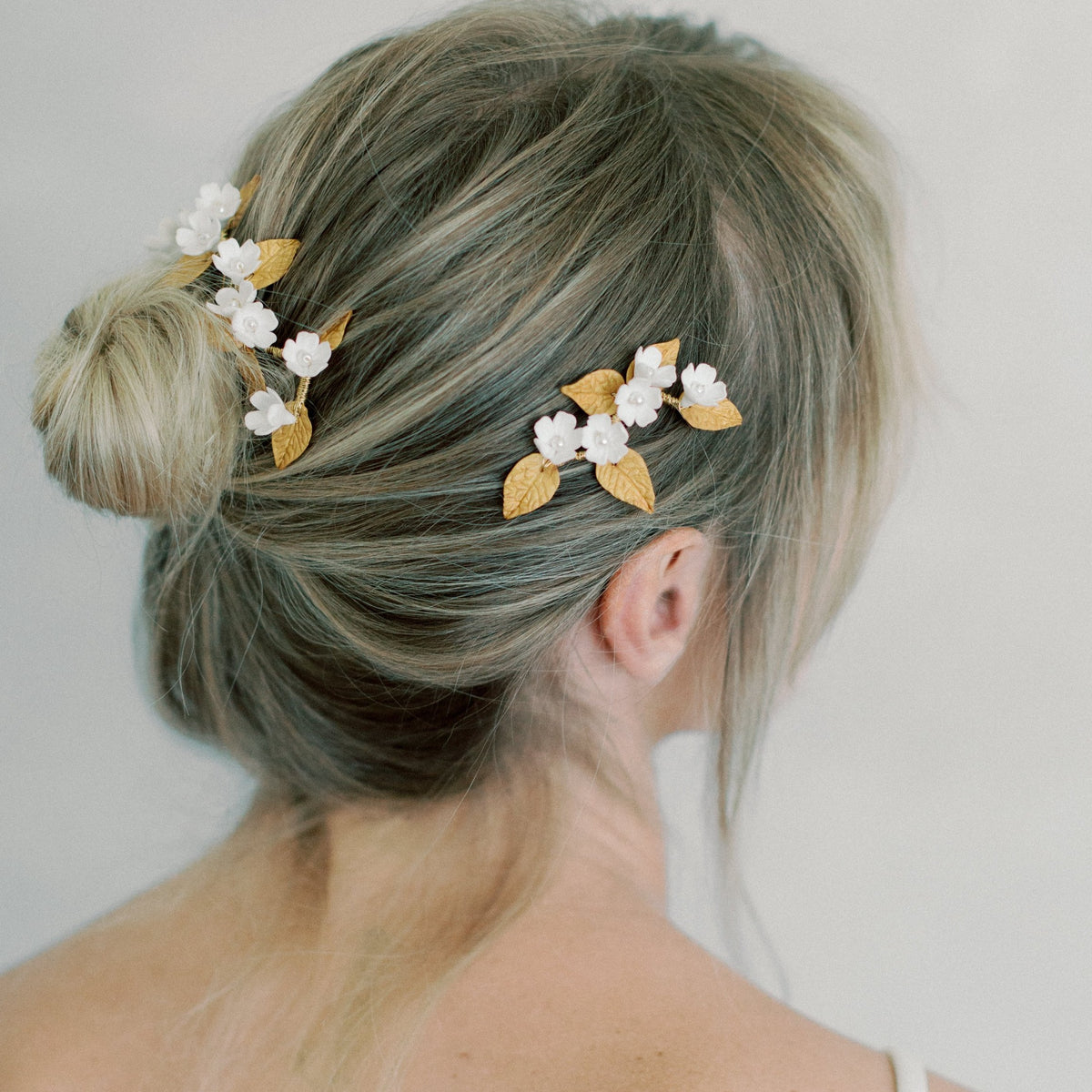 bridal hair combs, set of combs whith clay flowers and leaves - style 22017