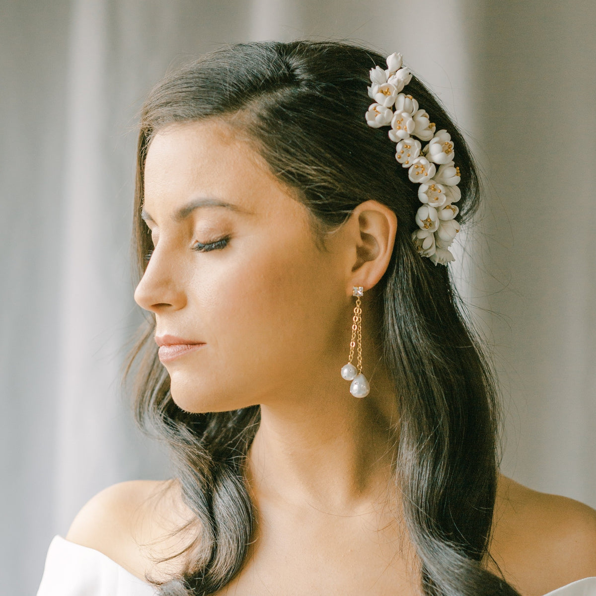 wedding headpiece, bridal hair comb with cluster clay flowers COQUETTERIE style 21040