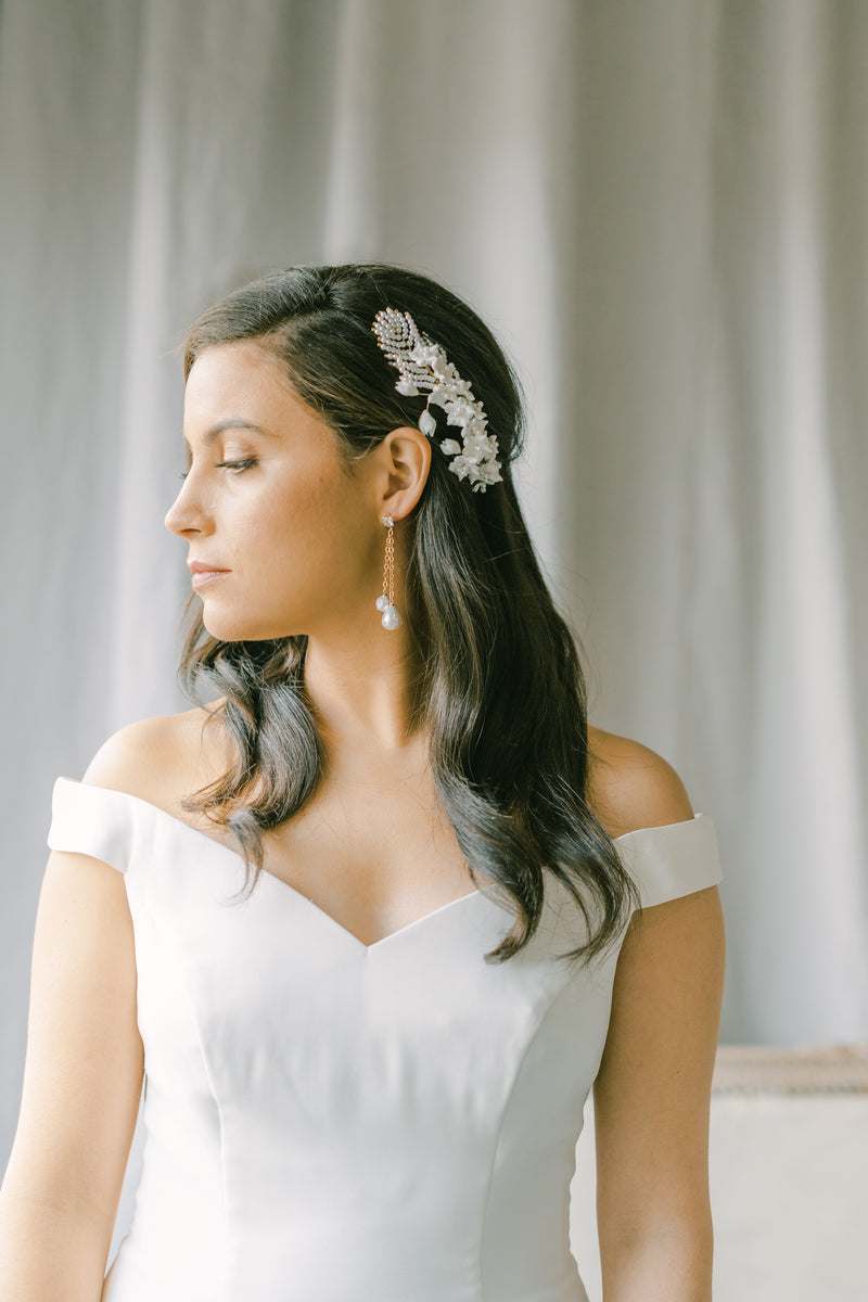 bridal pearls earrings with encrusted crystal - style 21046