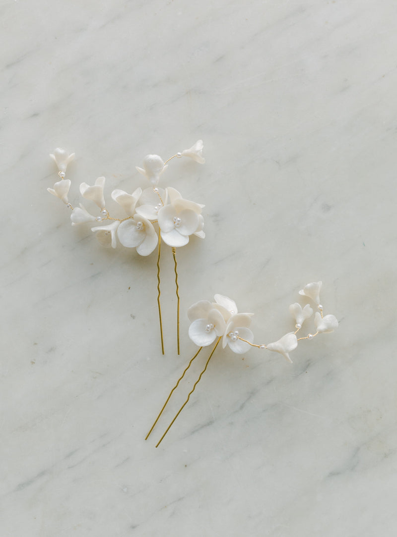 Nestina Accessories Wedding Hair Pins, Blossoms Hair Pins with Clay Flowers, Bridal Hair Piece Câlin Style 21005 Gold